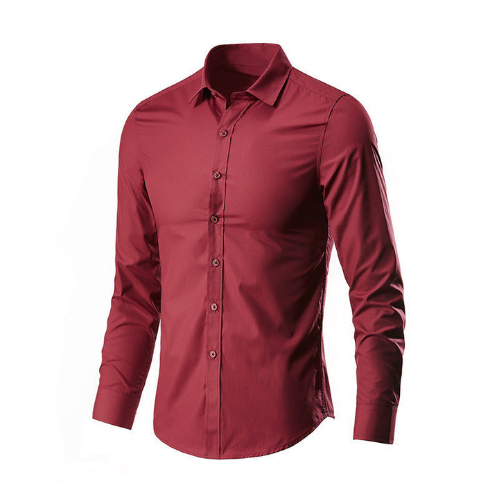 Camicia elegante da uomo a maniche lunghe, colore rosso, con colletto classico e bottoni frontali. Ideale per abbigliamento formale e casual.
