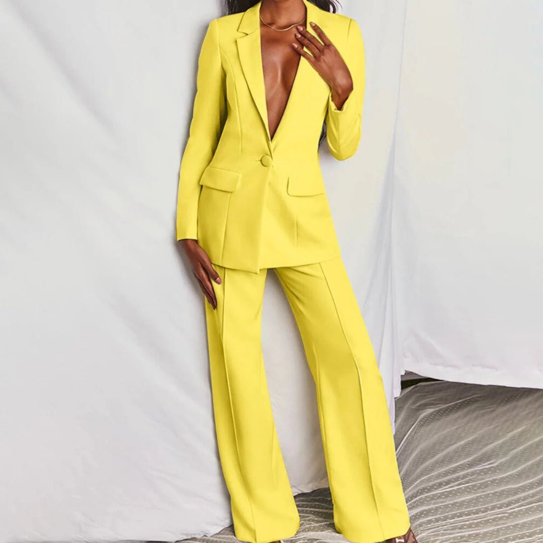 Evelyn – Taillierter Blazer & Weit geschnittene Hose Anzug - Set - Cecile LavelleGelb
